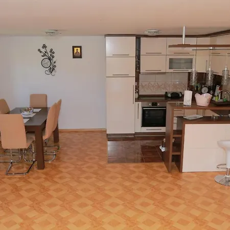 Bed & Breakfast Viktori