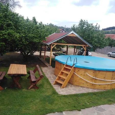 Bed & Breakfast Viktori *