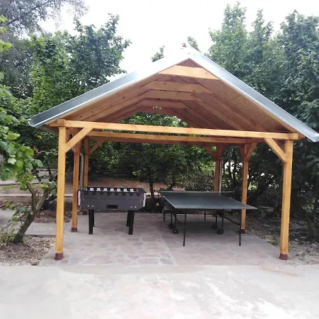 Viktori Bed & Breakfast