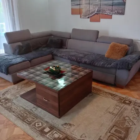 Bed & Breakfast Viktori *