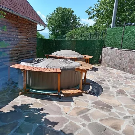 Bed & Breakfast Viktori